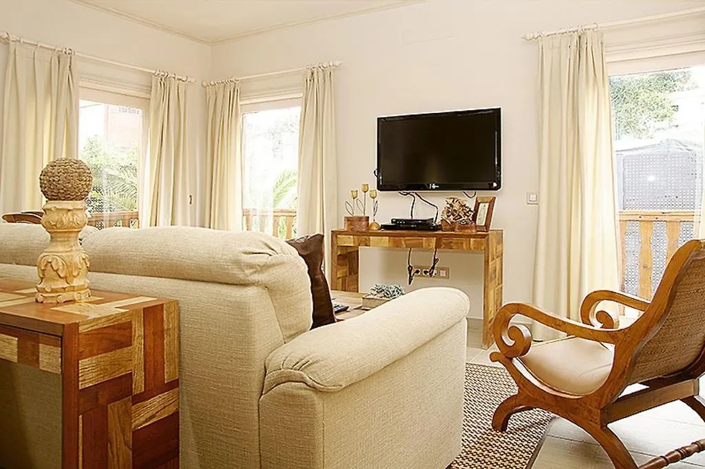 Nice House In Large Avocado Garden, Tenerife North Hostal Tacoronte Casa rural